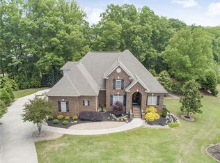 124 Loudwater Dr, Anderson, SC 29621