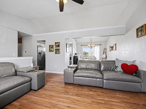 5th image of 2973 Timber Ridge Way