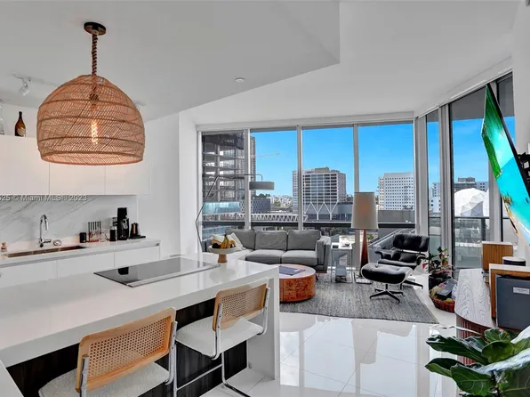 851 NE 1st Ave #1210, Miami, FL 33132