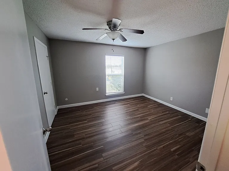 Island Bay Resort Apartments — Photo 34