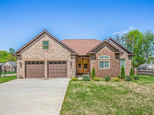 149 Helsabeck Rd, King, NC 27021