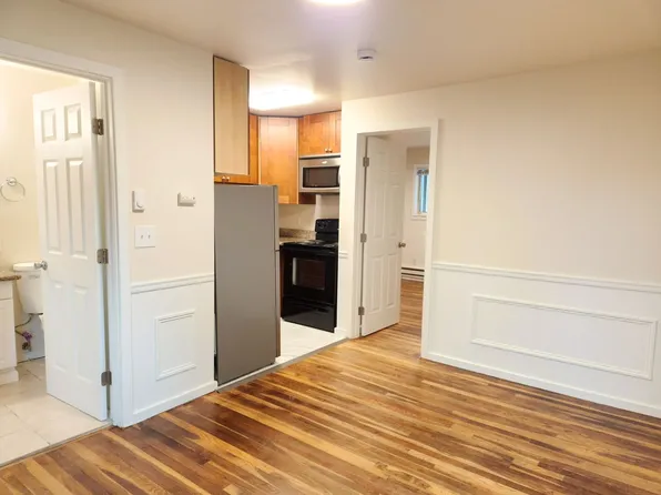 Bostad Apartments, 7526 24th Ave NW Unit 1, Seattle, WA 98117