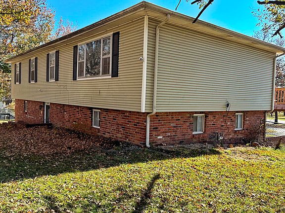 2nd image of 108 York Drive