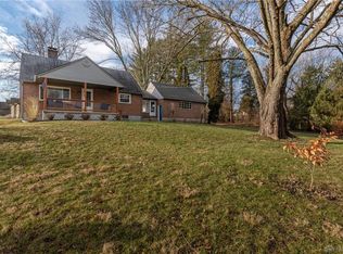 6625 Possum Run Rd, Dayton, OH 45440