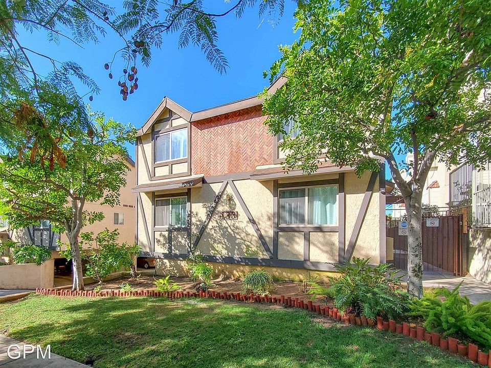 1st image of 137 Carr Dr #3