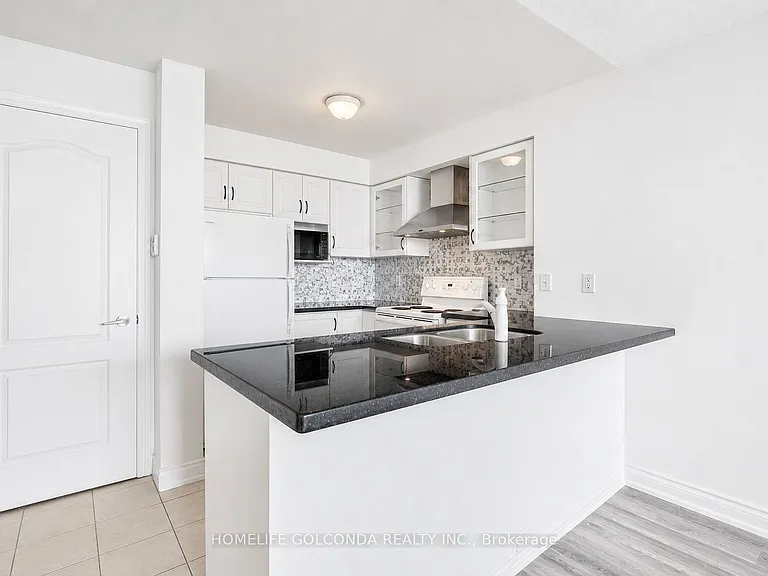 60 Brian Harrison Way #809 — Photo 3