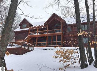 11243 Mountain Woods Dr, Thompsonville, MI 49683