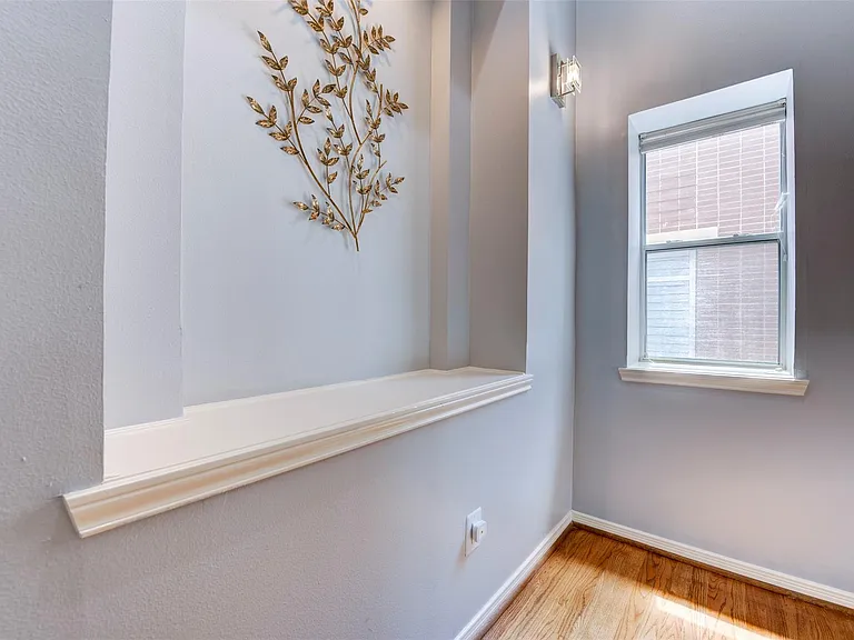 34 Waugh Dr #D — Photo 33