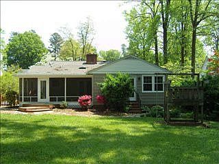 3rd image of 105 E Avondale Dr