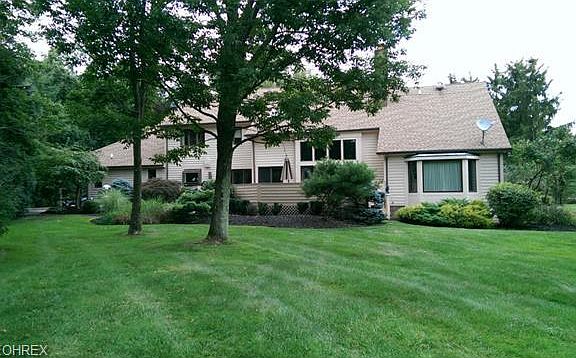 3rd image of 1894 Cottesworth Ln