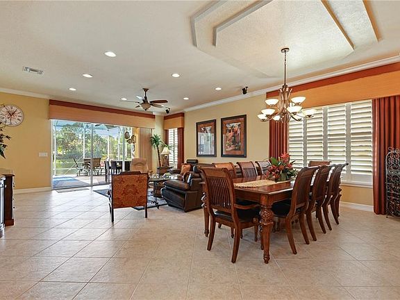5th image of 15848 Cobble Mill Dr