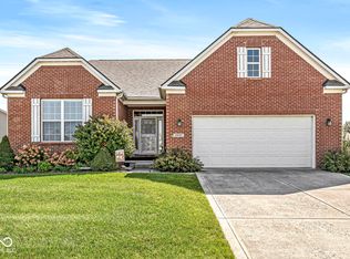 2937 Knockawuddy Dr, Brownsburg, IN 46112