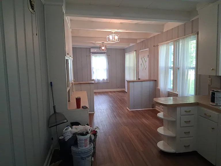 223 N Feemster Lake Rd — Photo 6