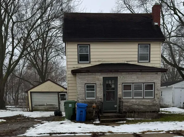 308 15th Ave, Charles City, IA 50616