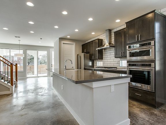 2nd image of 424 E Olmos Dr