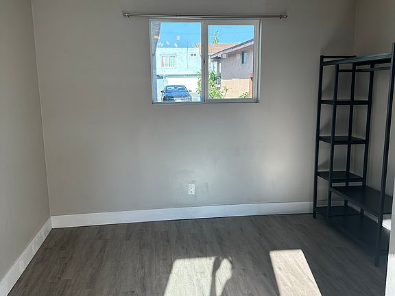 2nd image of 4230 42nd St #3