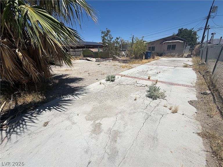 1824 Stanford St, North Las Vegas, NV
