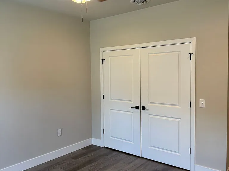 Salem Run Apartments Phase 2 — Photo 206