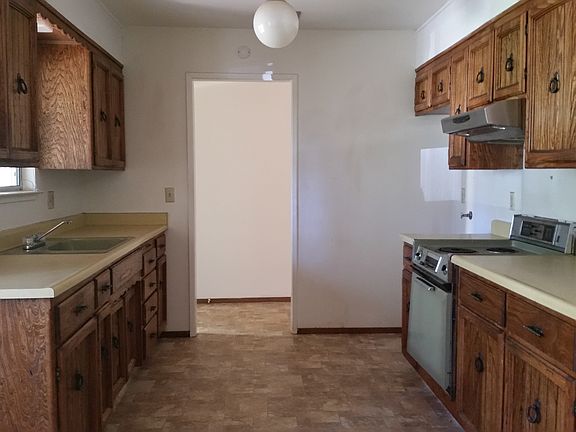 3rd image of 5353 Doty Ln