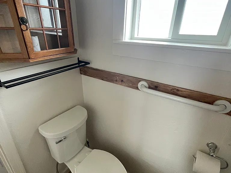708 B St — Photo 5