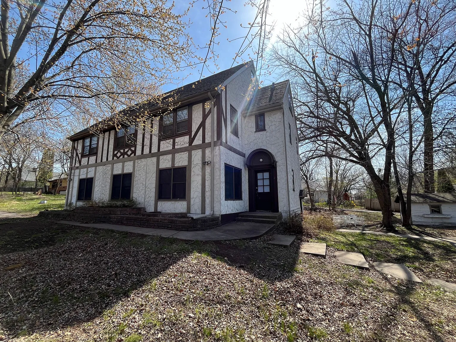 1251 Mahtomedi Ave — Photo 1