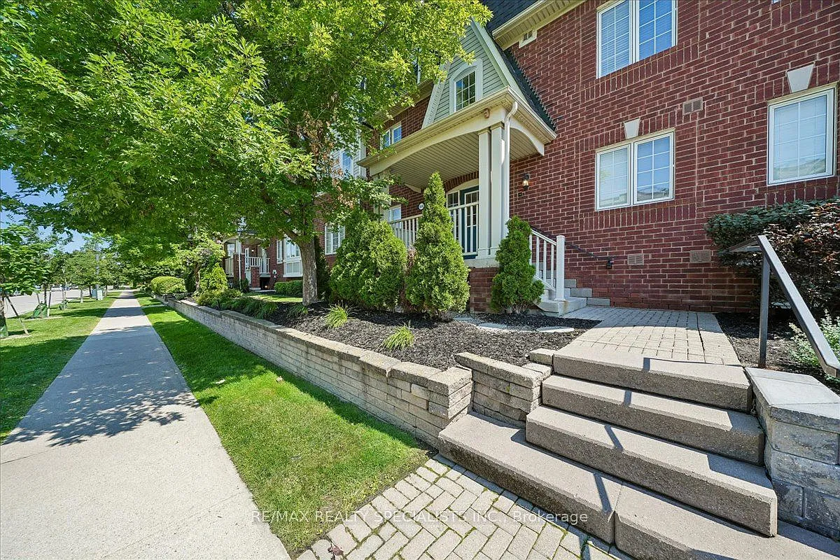 3 bed, $2,700 — Photo 3