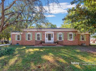606 Kings Ln, Fort Washington, MD 20744