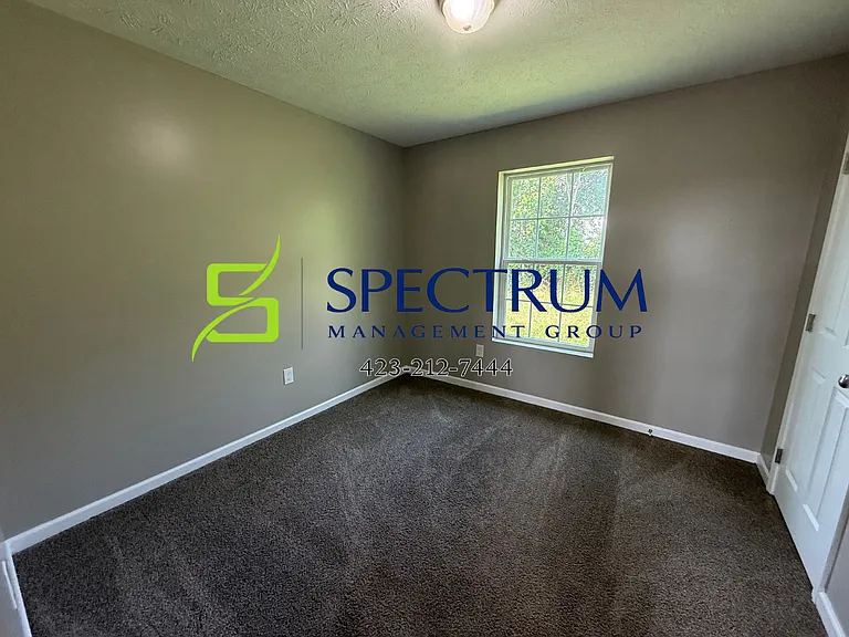 1068 Rosella Dr — Photo 6