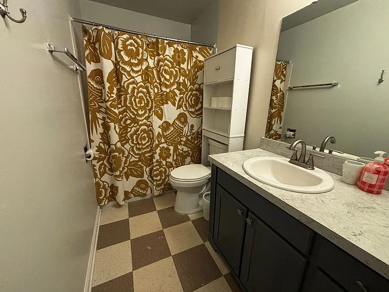 1601 N Bryant St #35 — Photo 8