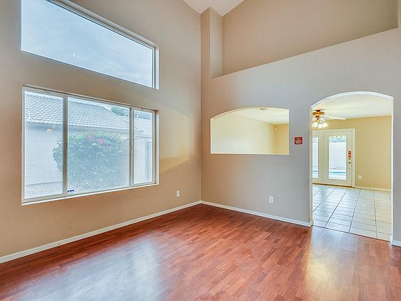 5th image of 13049 W Avalon Dr