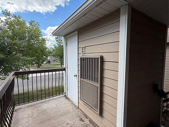 5th image of 18 Cedar Meadow DRIVE