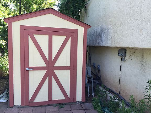 Shed