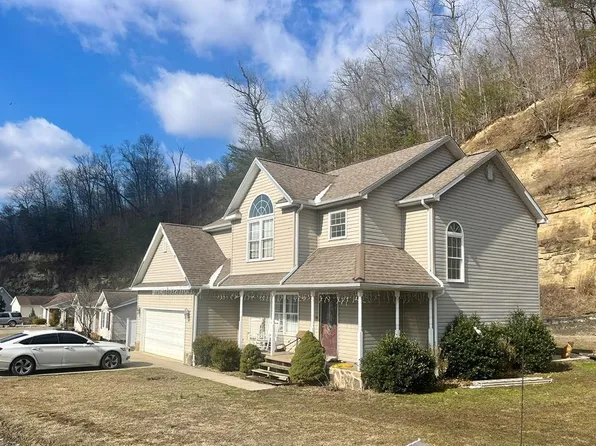 331 Zebulon Hts, Pikeville, KY 41501