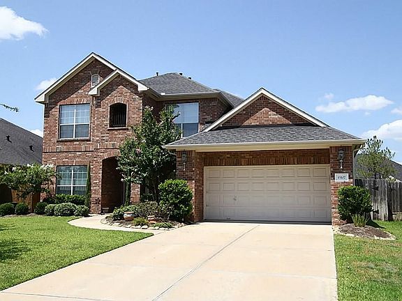 2nd image of 15107 Blackburn Cove Ct