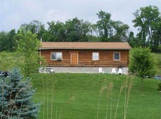 10 Horseshoe Dr, Eighty Four, PA 15330