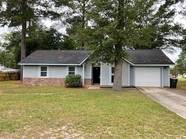 1504 Doncaster Dr