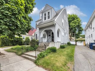 196 Maple St, West Roxbury, MA 02132