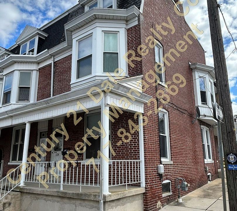 1st image of 1134 W Poplar St #1F