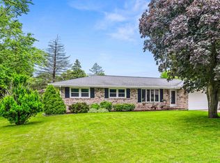 207 Hammitt Dr, Normal, IL 61761