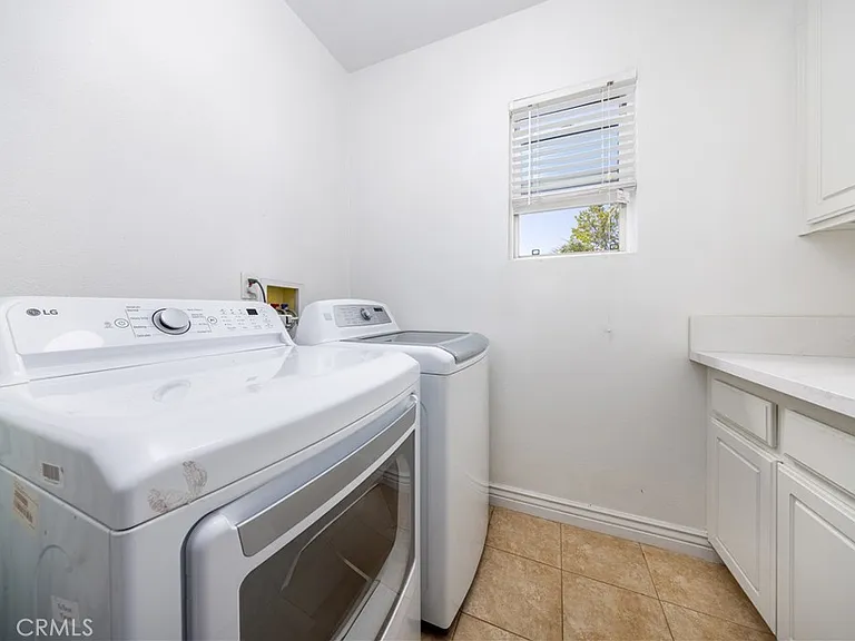 5457 Martingale Way — Photo 30