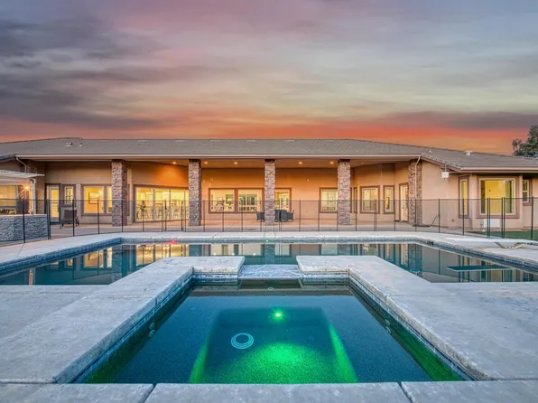 14209 Academy Oaks Ln, Clovis, CA 93619