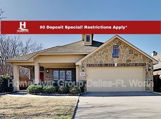 8001 Ash Meadow Dr, Fort Worth, TX 76131