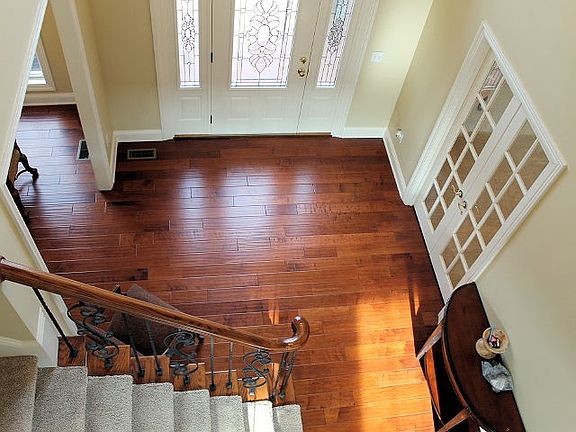 4th image of 108 Birchwood Dr