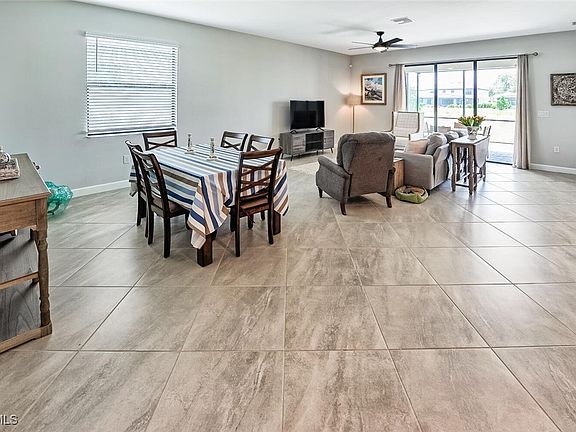 5th image of 13899 Pine Lodge Ln