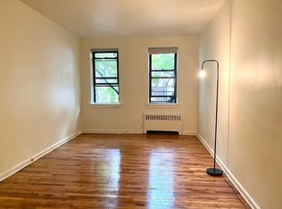 445 W 48th St #2BE, New York, NY 10036