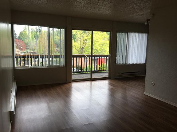 5th image of 3916 S Pearl St #B33