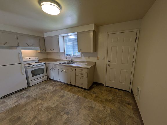 5th image of 602 SE 14th Ave #1