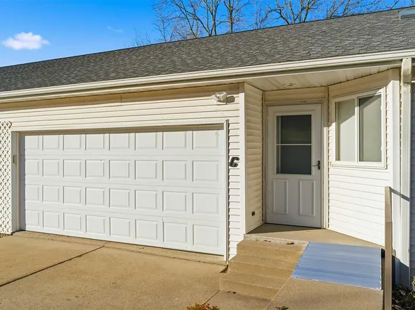 396 Teakwood Ln NE Unit C, Cedar Rapids, IA 52402