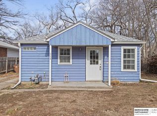 1138 Lake St, Lincoln, NE 68502