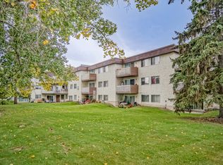 4203 107th St NW, Edmonton, AB T6J2W8